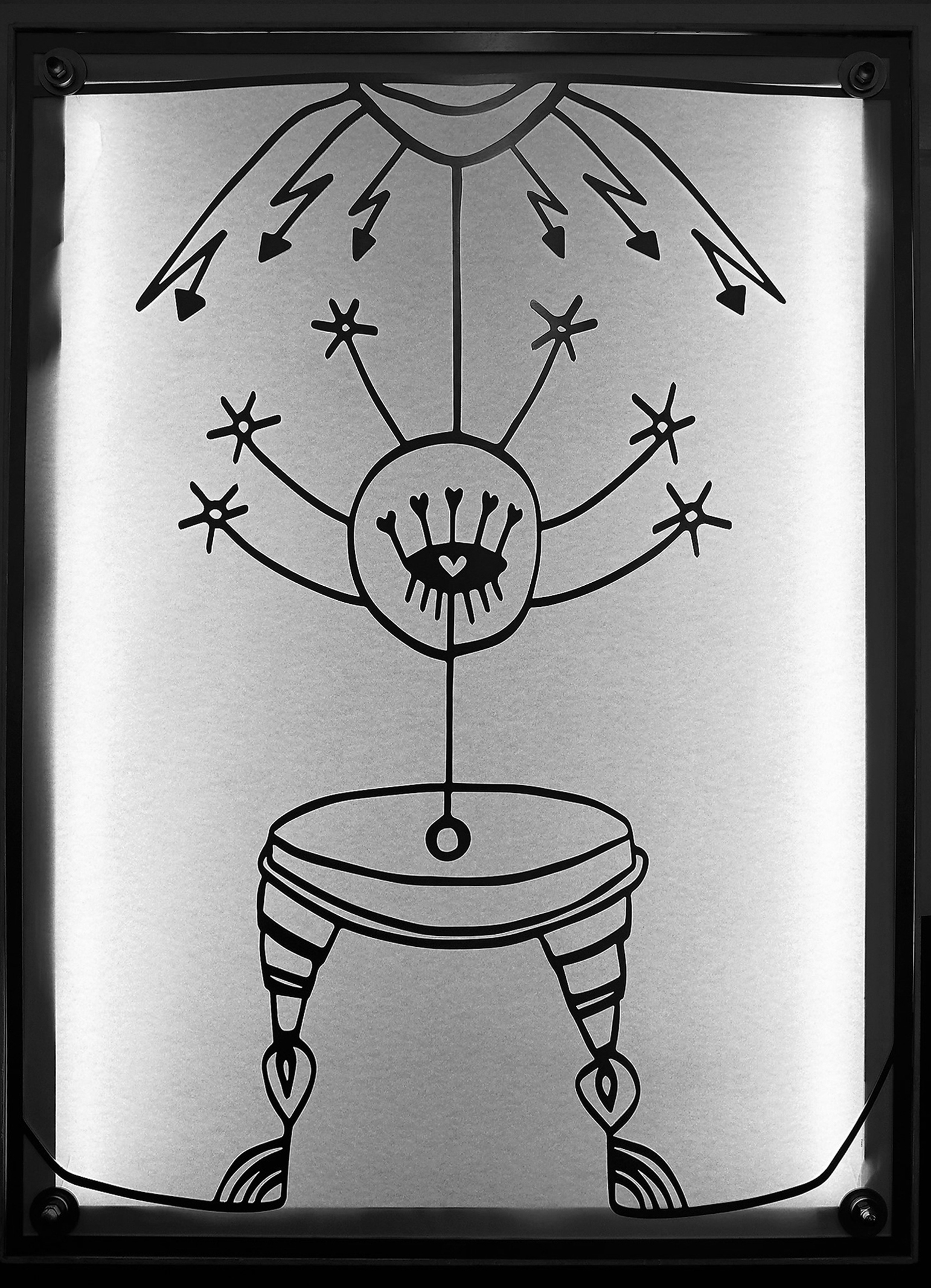 Figur mit Blitzen in einem Leuchtkasten bei der Digitalmesse re:publica 2023