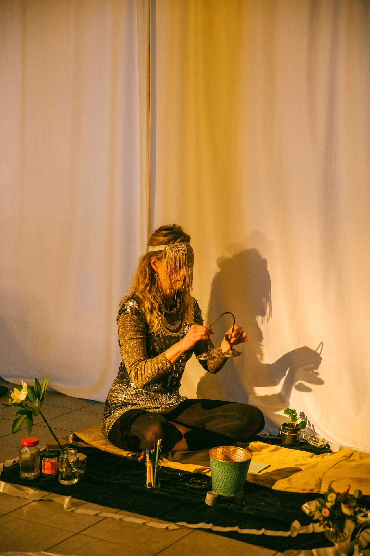 Money Machines Performance und Sleep Installation im Mayer Pavilion 2023